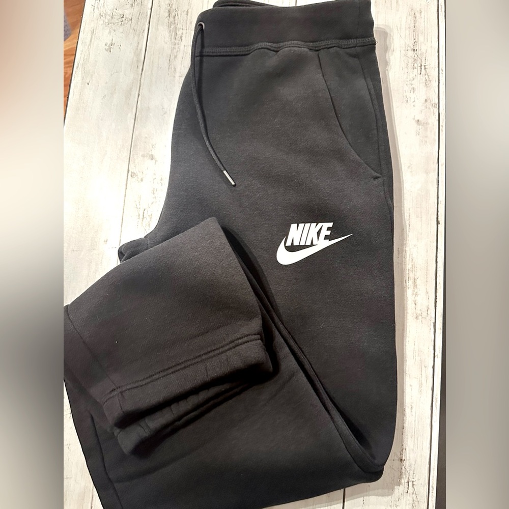 Nike Women’s Sportswear Rally Pants